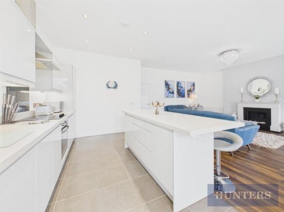 2 bed Apartment for sale Image 10