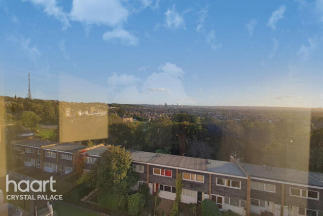 Priory Crescent, London photo 4