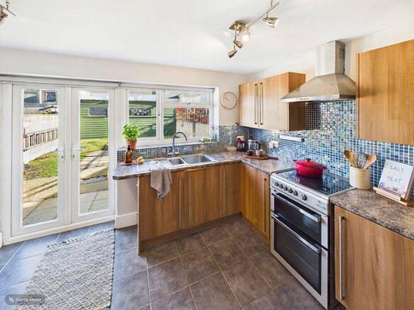 kitchen/breakfast room