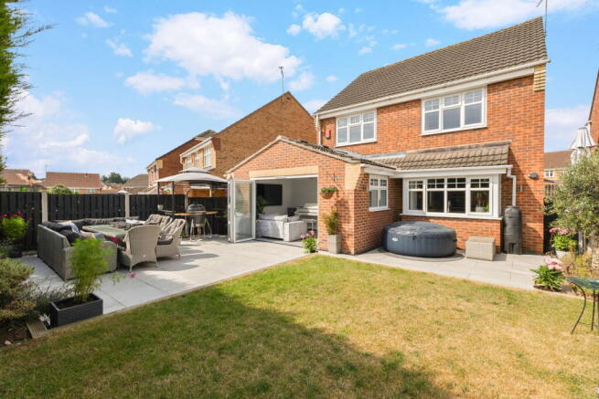 4 bed Detached for sale Image 4