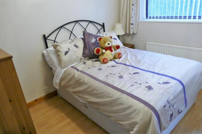 Bed 3 a