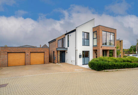 Ferranti Place, Oakgrove, Milton Keynes MK10