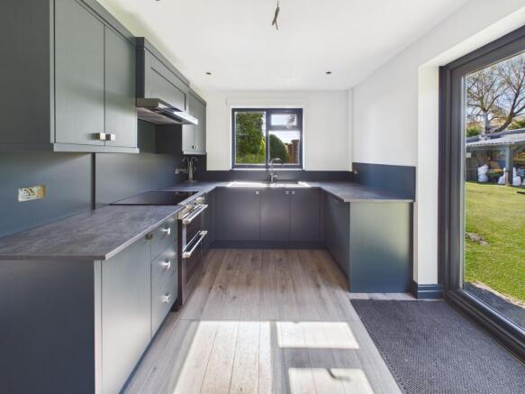 Kitchen / Living Area