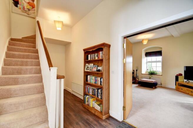 4 bed Terraced for sale Image 8