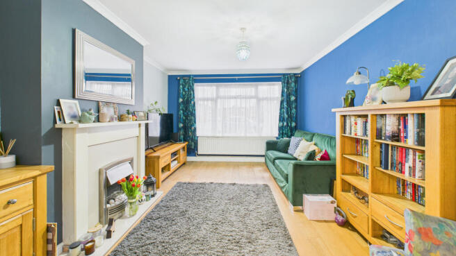 CAM04968G0-PR0084-STILL010