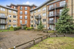 55, Quadrant Court, Jubilee Square, Reading RG1 2GW