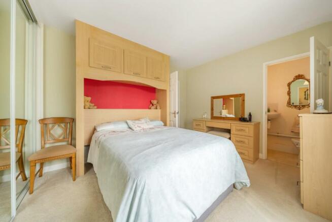 MASTER BEDROOM.jpg