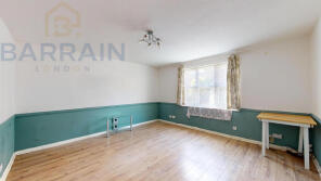 25, Giralda Close, West Beckton, London E16 3SZ