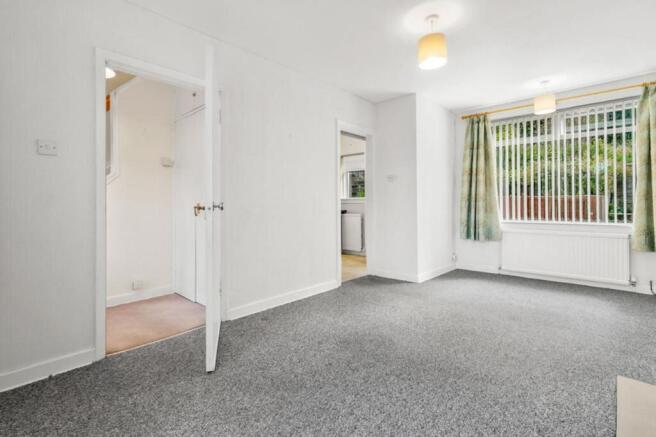 Forres Avenue, Giffnock, G46 photo 4