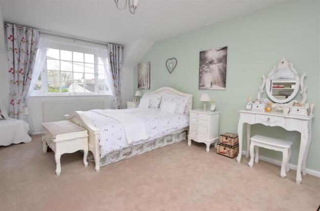 Bedroom 1.JPG