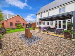 11, Greenfinch Close, Hardwicke, Gloucester GL2 4DQ