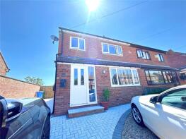 9, Holmstead Avenue, Whitby YO21 1NA