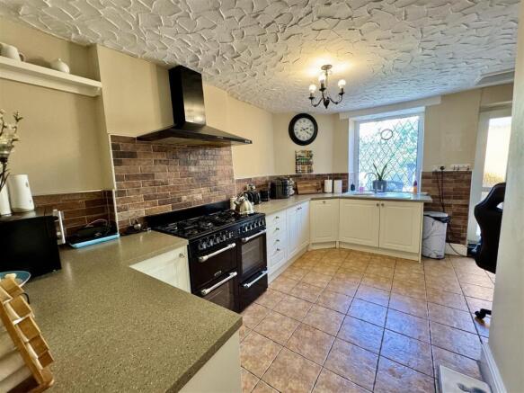 2 bed End of Terrace for sale Image 5