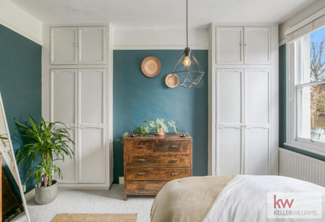 Radcliffe Road - Winchmore Hill - wooden dresser