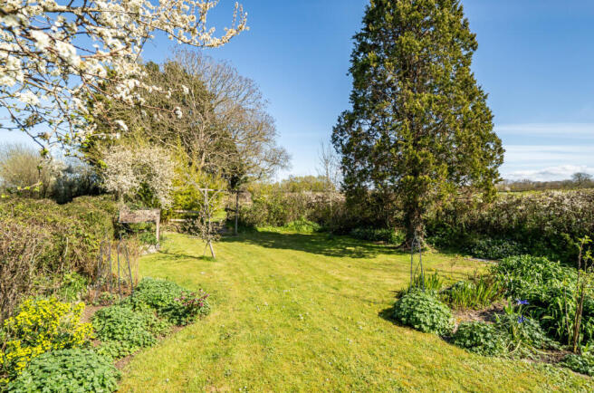 1432155-26-69cecc...