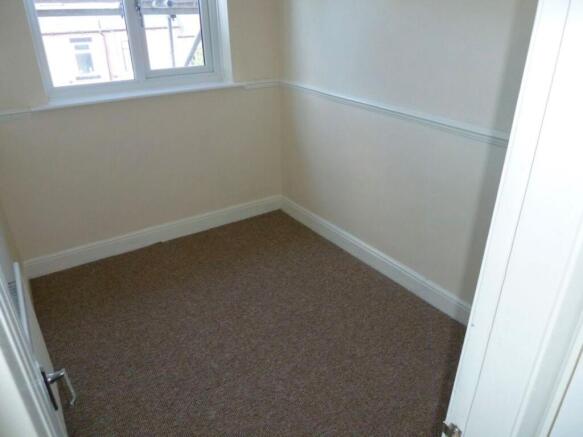 3 bed Terraced to rent Image 6