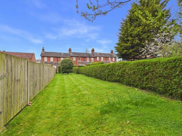 2 bed Terraced for sale Image 2