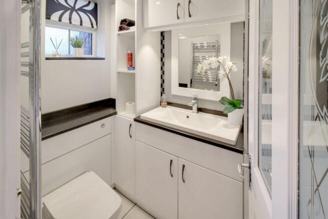 Bathroom (WC)