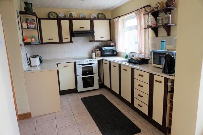 Kitchen / Breakfast