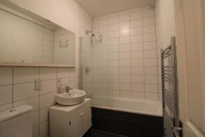 77, Woodcote Grove Road, Coulsdon CR5 2AL