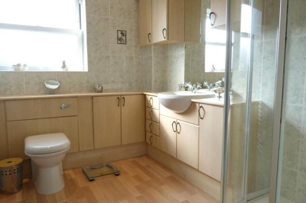 Ensuite