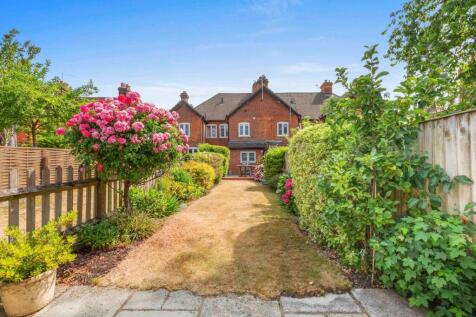 Lakes Lane, Beaconsfield, HP9