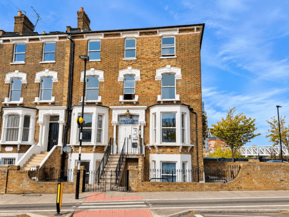 3 bedroom Apartment for rent