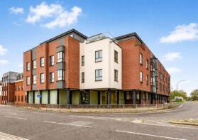 Apartment 5, 5 6, Southgate, Chichester PO19 8GU