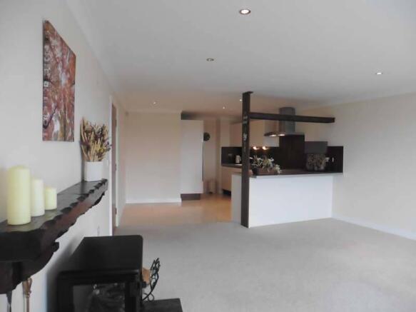Lounge to Kitchen