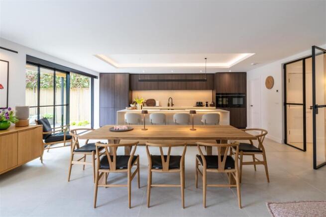 Kitchen/Dining