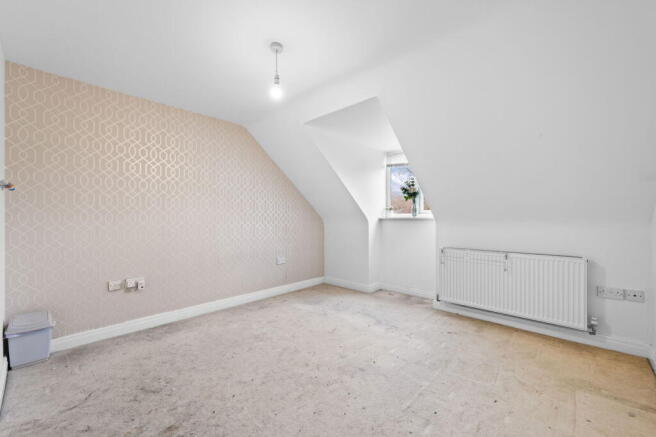 4 bed Town House for sale Image 10