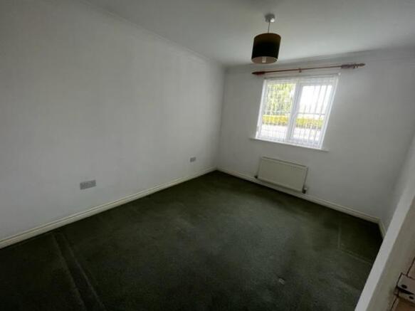 2 bed Apartment for sale Image 8