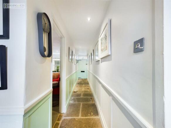Hallway.jpg
