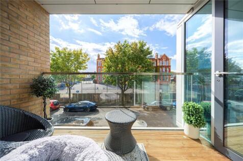 Spectrum Way, Wandsworth, London, SW18