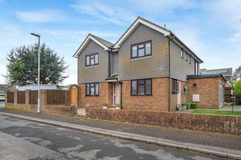 Greenhill Way, Peacehaven, BN10 7UL