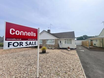 Compton Crescent, West Moors, Ferndown