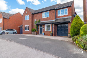 23, Hill Crest Farm Close, Tamworth B79 0JQ