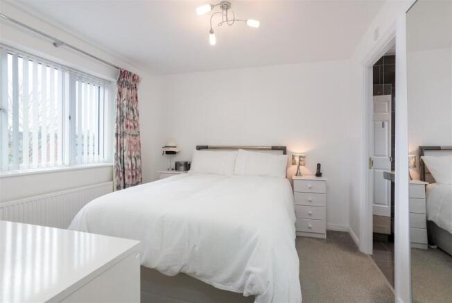 17 Whitehead Drive-14.jpg