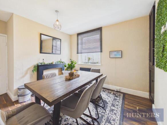 5 bed Terraced for sale Image 4