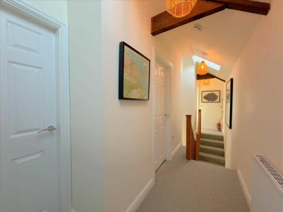3 bed House for sale Image 12