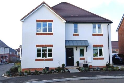 12 Sparrow Crescent, Calne, SN11 8LY