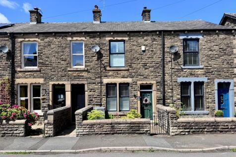 Tredcroft Street, Glossop, SK13