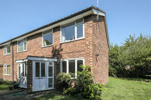 8, 44 Devon Court, Percy Road, Hampton TW12 2JU