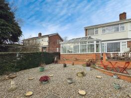 76, Westgate, Cleckheaton BD19 5HH
