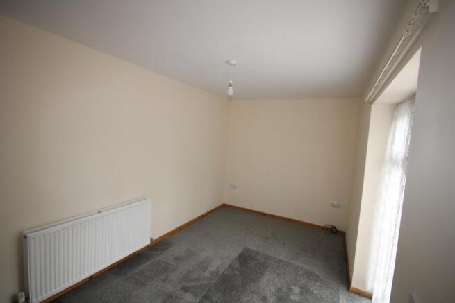 2 bed Flat to rent Image 7