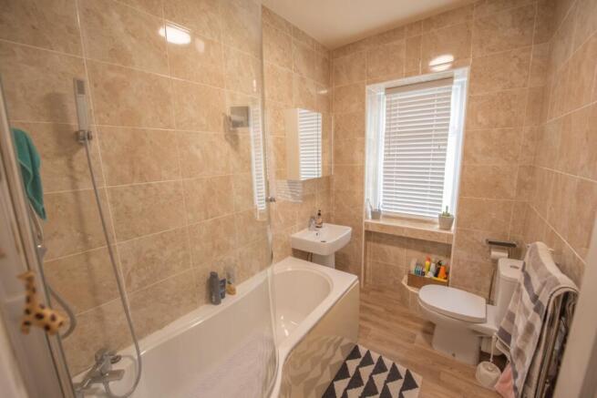 2 bed Terraced for sale Image 8