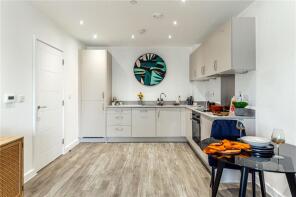 Flat 12, Aspect House, Hilltop Way, Hatfield AL10 8FL