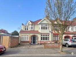 170, Eccleston Crescent, Chadwell Heath, Romford RM6 4RD
