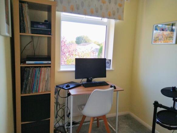 Photo 8
