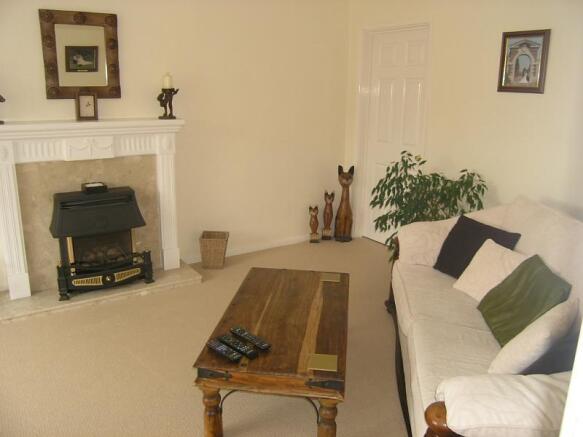 lounge 3